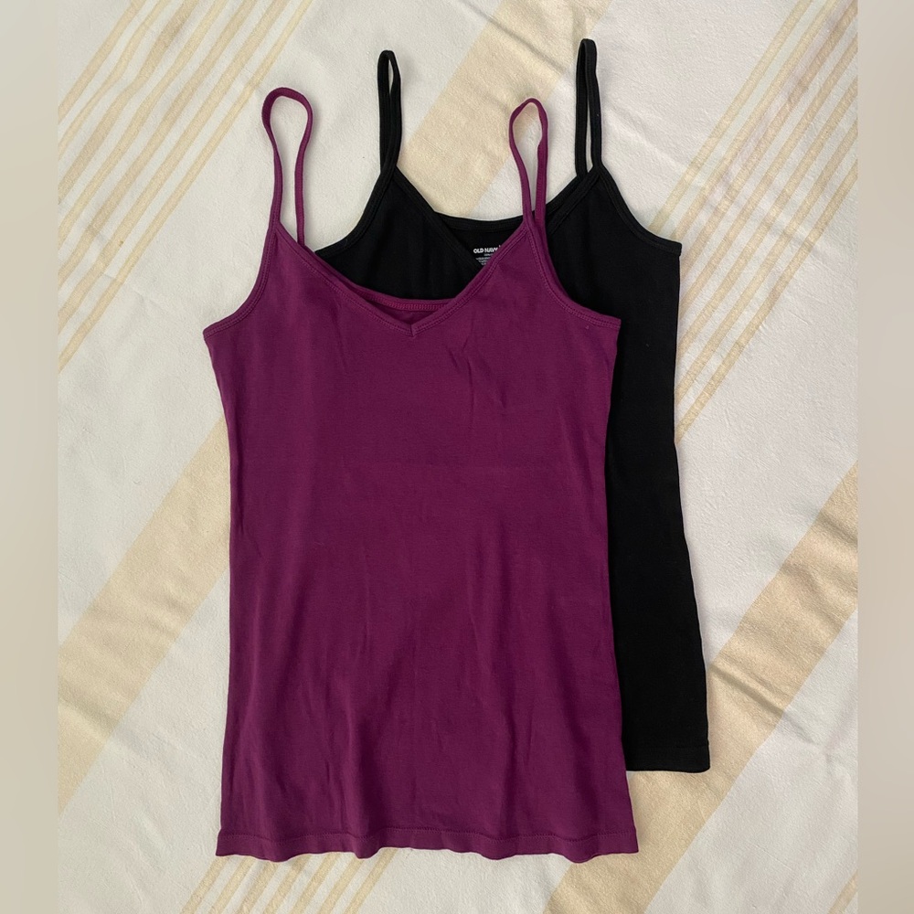 Old Navy NWOT Lot of 2 (Plus one 🆓) Spaghetti Strap 💯% Cotton Tanks